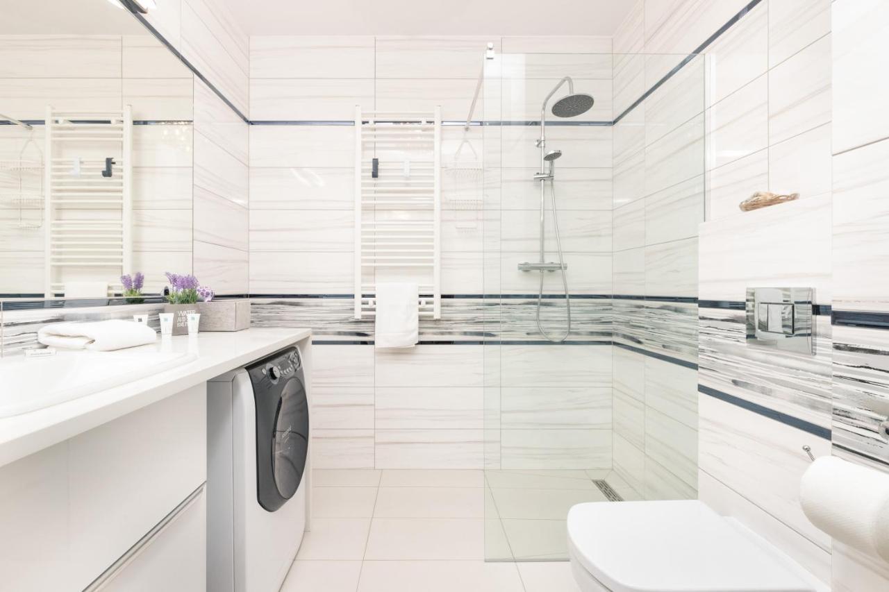 Apartamenty Blisko Starego Miasta - Angielska Grobla By Noclegi Renters 格但斯克 外观 照片